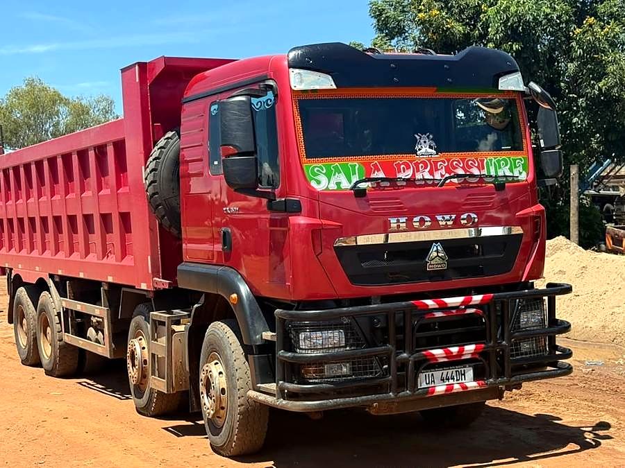 Sala Pressure Sino HOWO tipper truck
